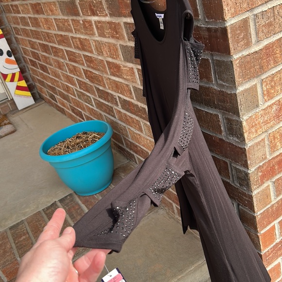 NYGARD Black Ladies 2X tunic with jeweled arm cutout details - Picture 3 of 10